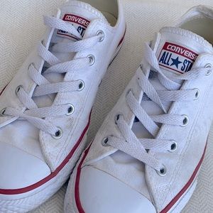[SOLD] White Converse Low (YOUTH SIZE)